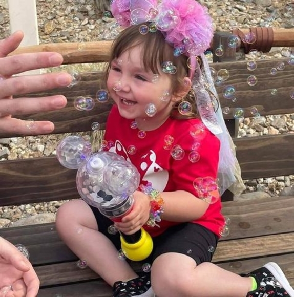 Meet your Posher, Michelle - Picture 1 of 1